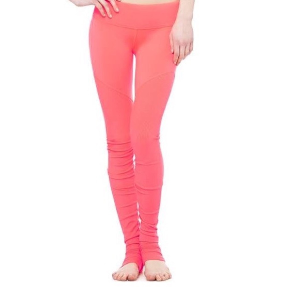 Alo Yoga hot pink goddess leggings
